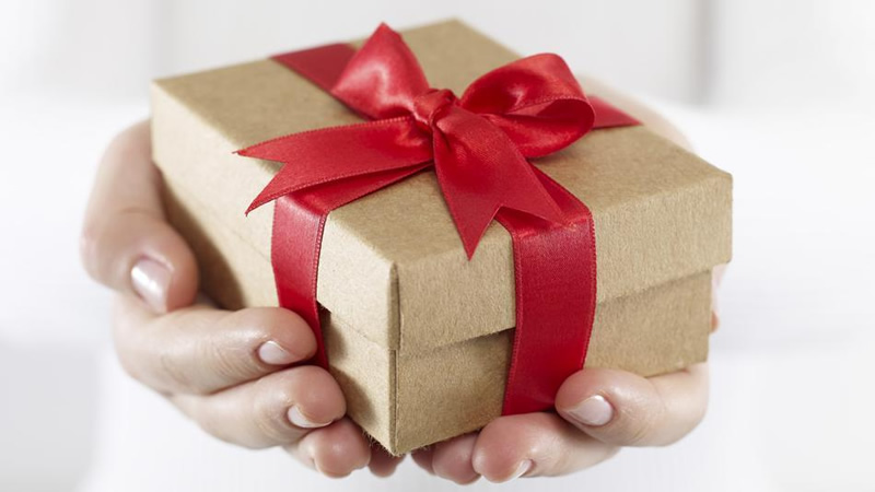 Gift Giving During the Holidays